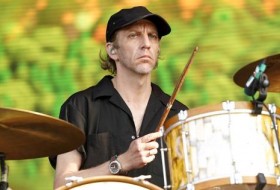 老鼠鼓手耶利米·格林在与癌症抗争后去世，享年45岁
