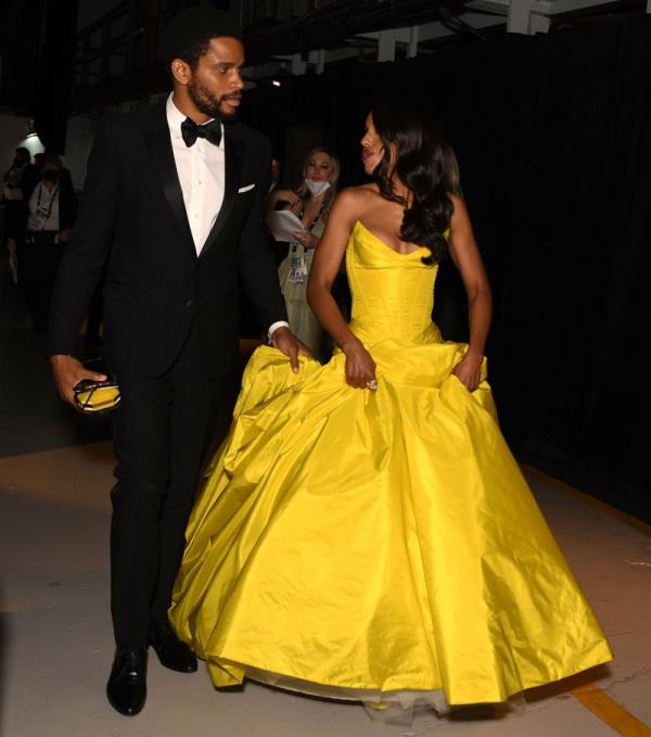 Kerry Washington and Husband Nnamdi Asomugha's Relatio<em></em>nship Timeline yellow gown