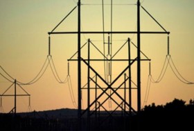 专家表示，高温意味着对德州电力供应商的高需求，但电网不太可能出现故障